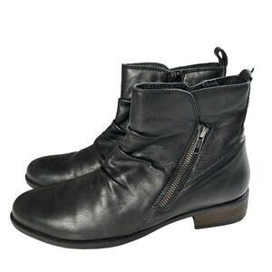 Earth Black Alana Skellig Leather Short Heeled Bootie